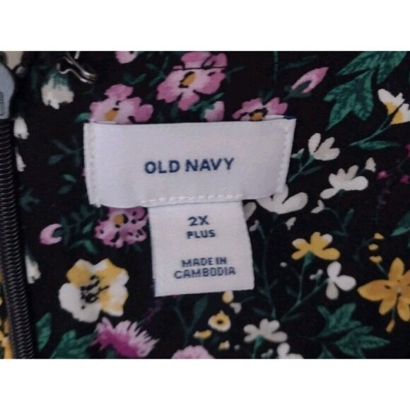 Old Navy Waist Defined Faux Wrap Dress - Picture 4 of 7